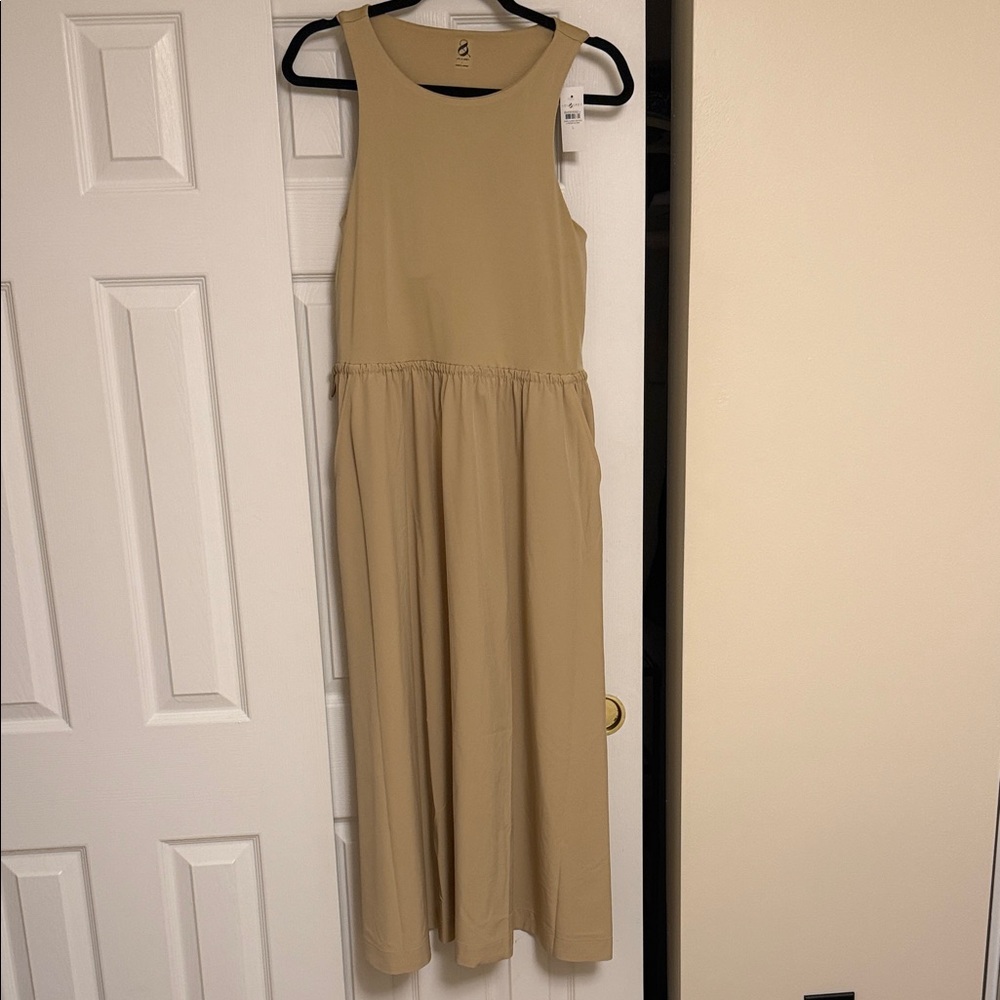 Lou & Grey Tan Sleeveless Maxi Dress